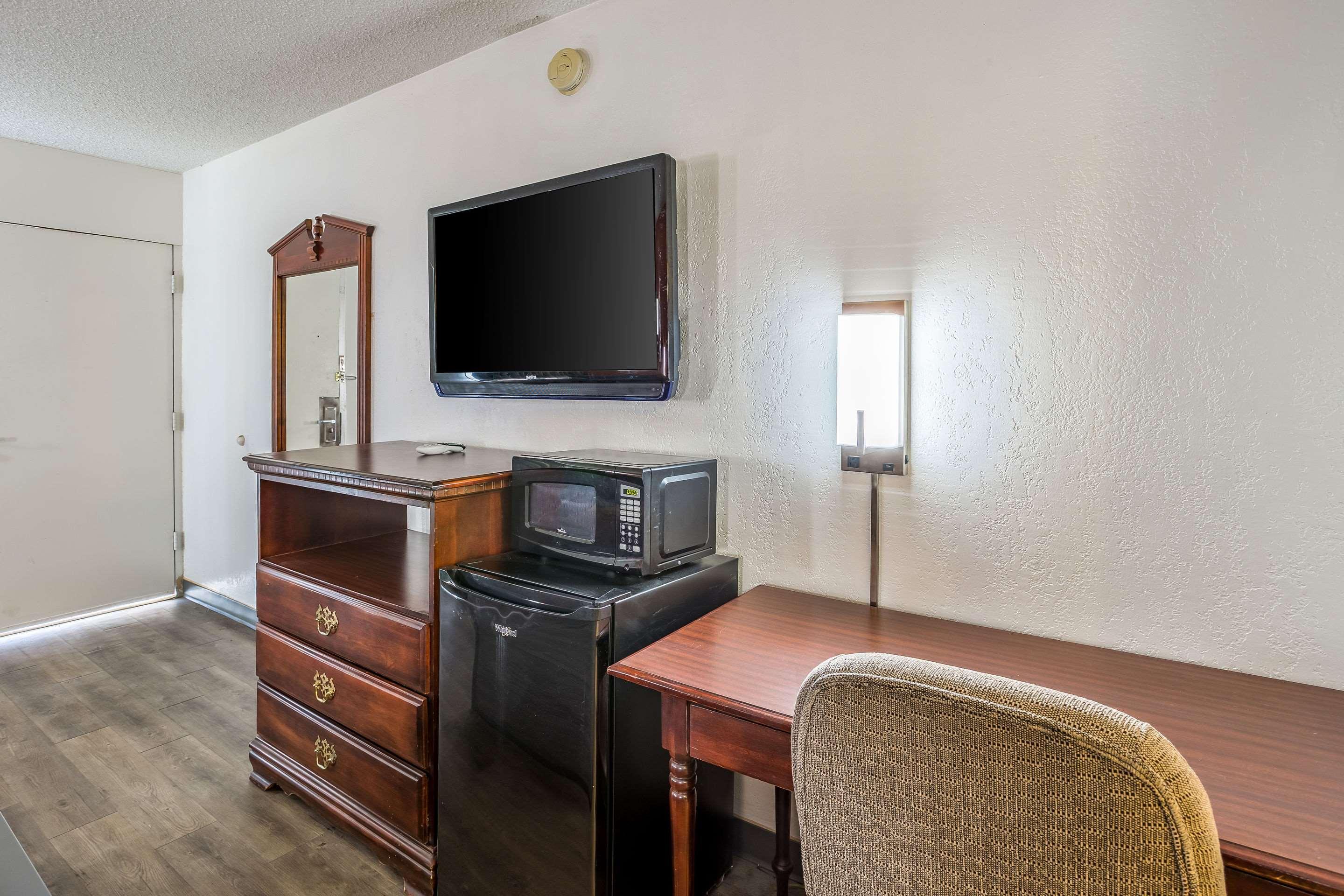 Econo Lodge Durant Esterno foto