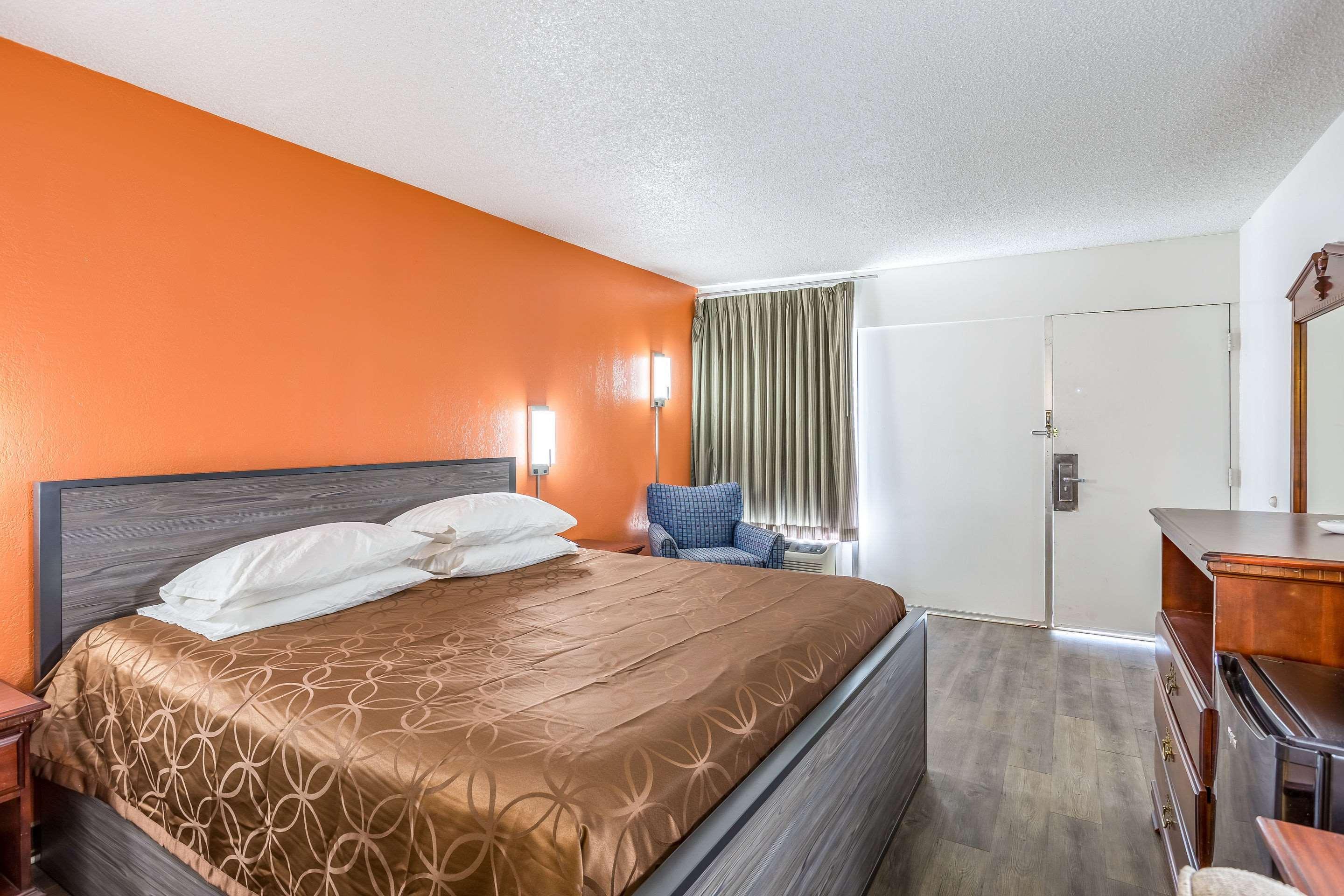 Econo Lodge Durant Esterno foto