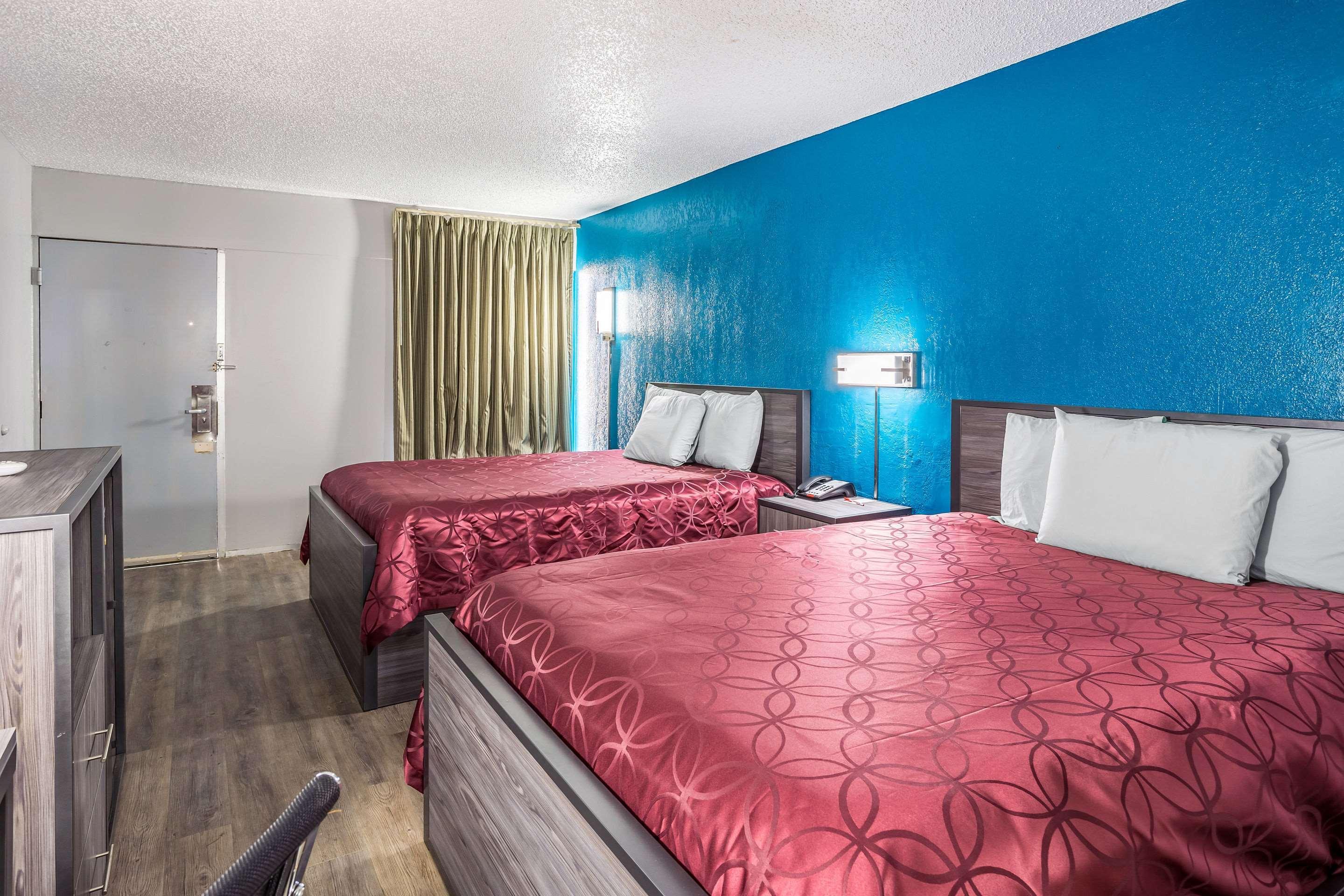 Econo Lodge Durant Esterno foto