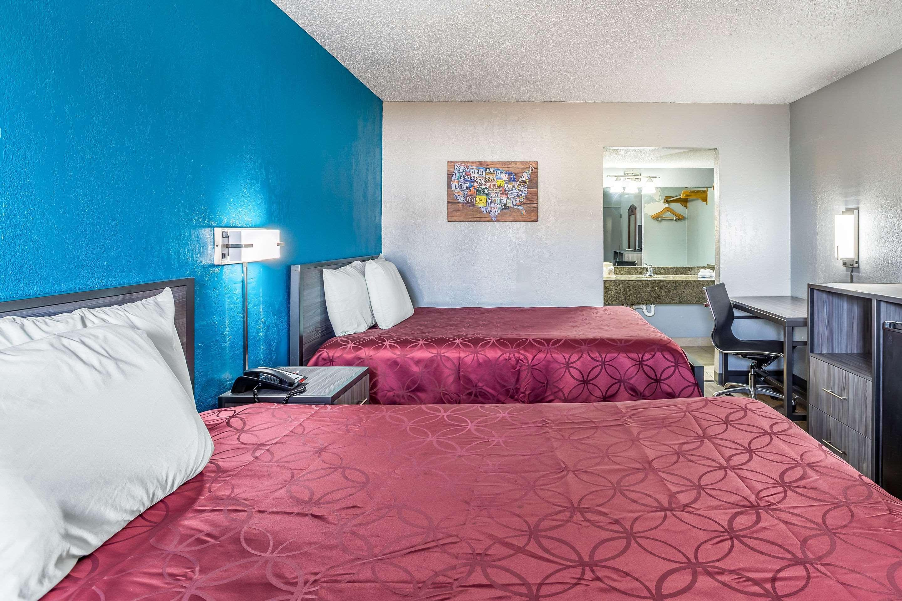 Econo Lodge Durant Esterno foto
