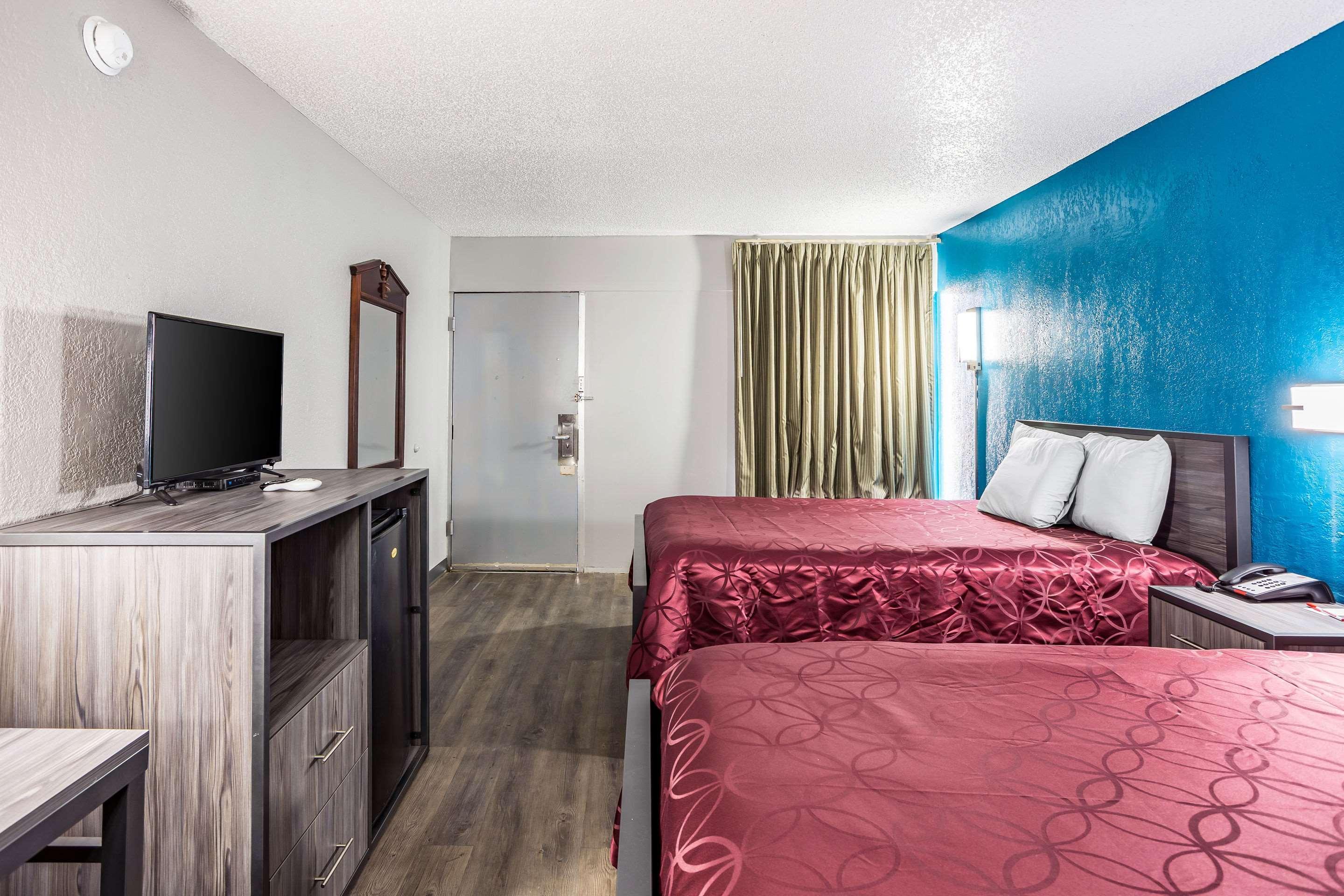 Econo Lodge Durant Esterno foto